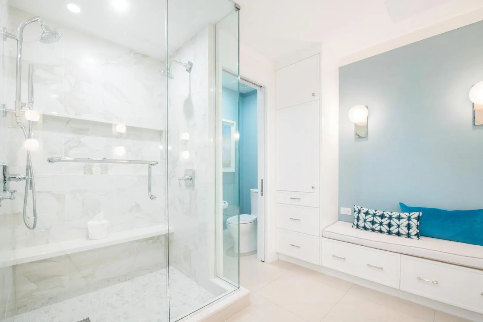 Beachcomber 35 George Town Apartman